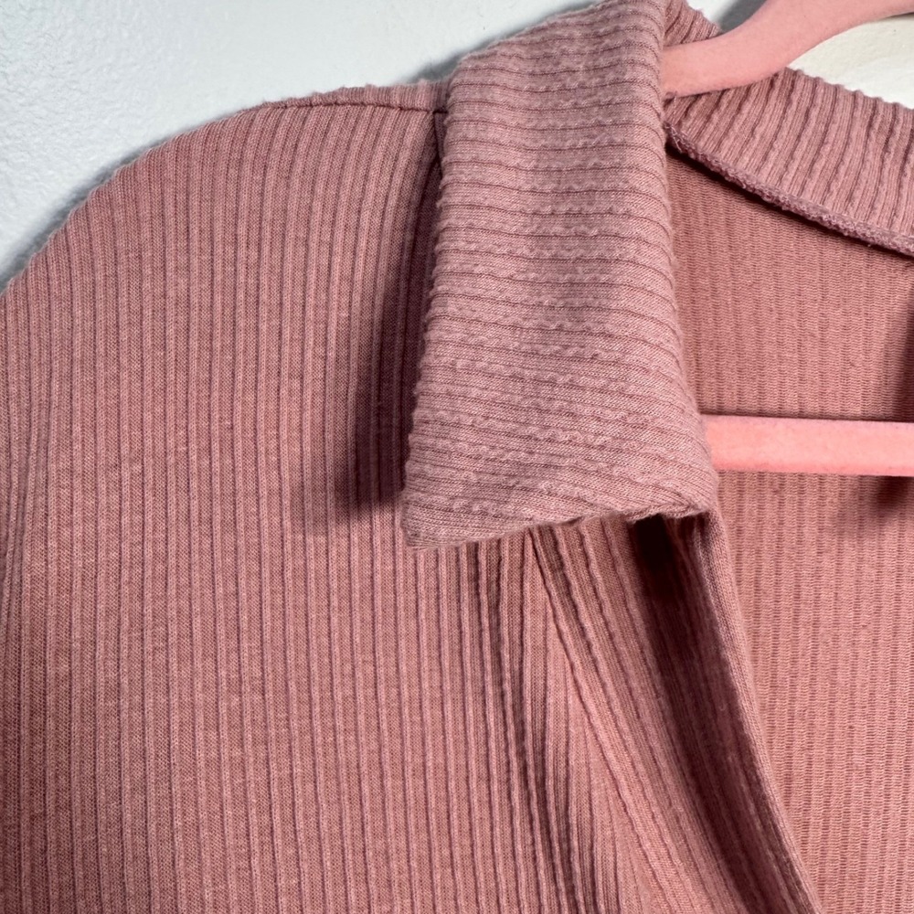 Forgotten Grace Pink Ribbed Collared V Neck Sleeveless Top Plus 2X Soft Feminine - Picture 3 of 6